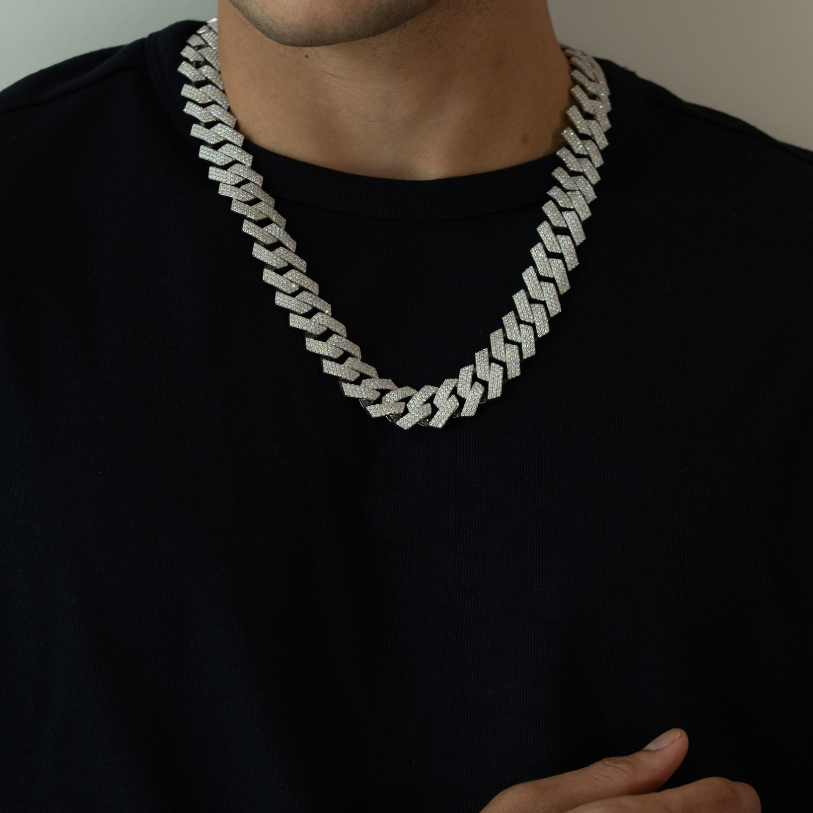Diamond chain at Clazoire