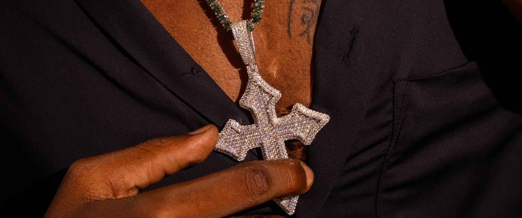 EMERALD CROSS PENDANT LAB - GROWN DIAMOND