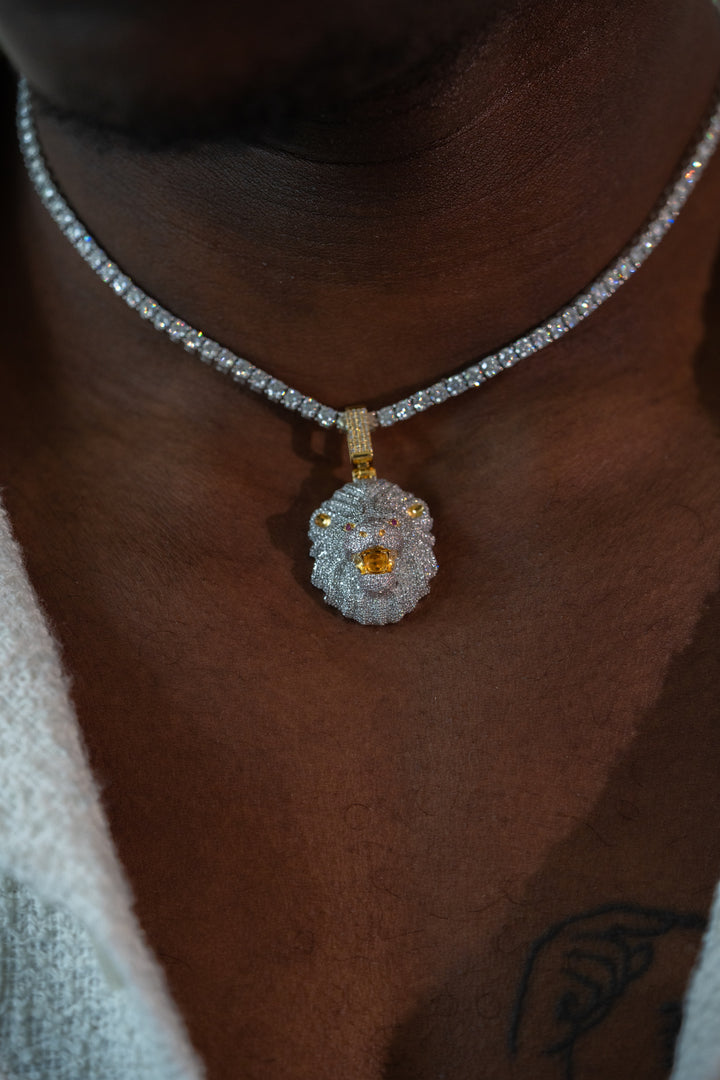 ICED OUT LION HEAD PENDANT MOISSANITE – APEX COLLECTION